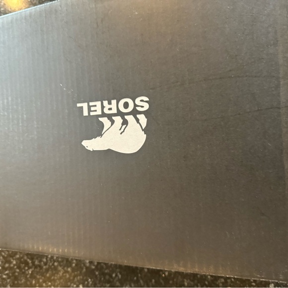 Like new! Sorel Brown Ankle Boots with White Fur Trim - Picture 5 of 5